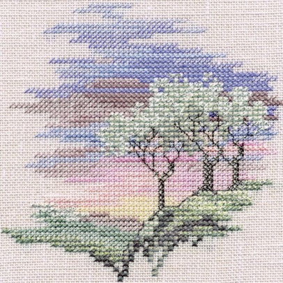 Kit Points Comptés « Arbres Givrés »